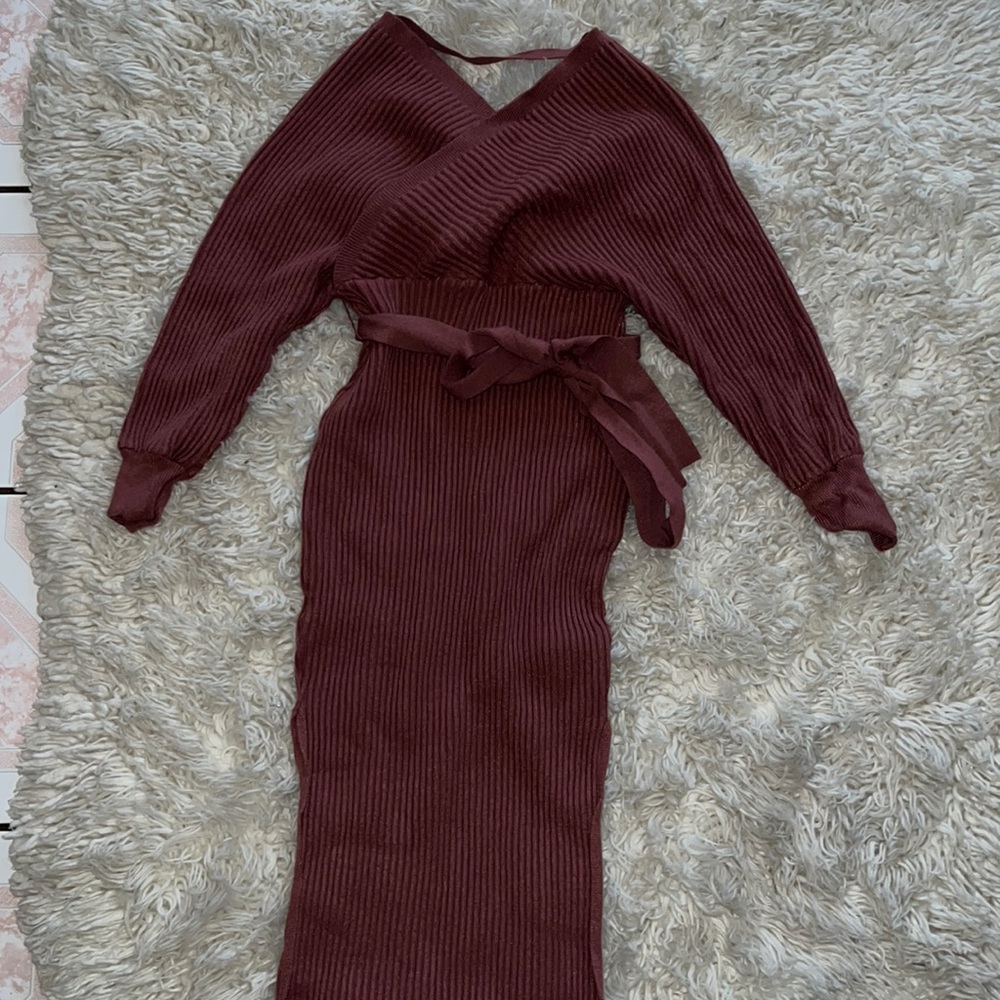 Mauve midi dress with side slits